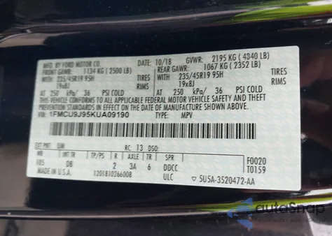 2019 Ford Escape Titanium z USA, uszkodzony, nr VIN 1FMCU9J95KUA09190